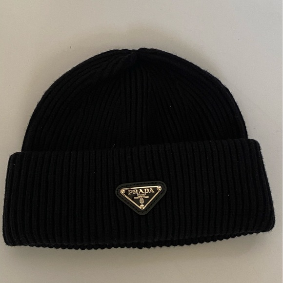 Accessories - Prada Black Ribbed Beanie